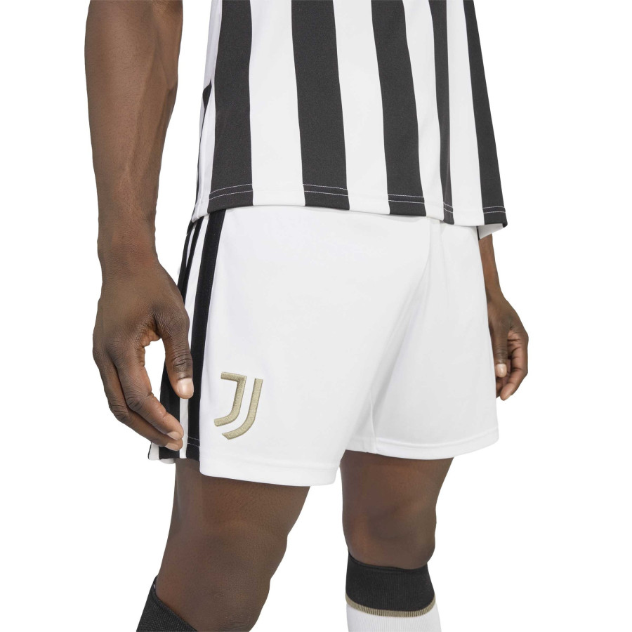 Short Juventus domicile 2026/27