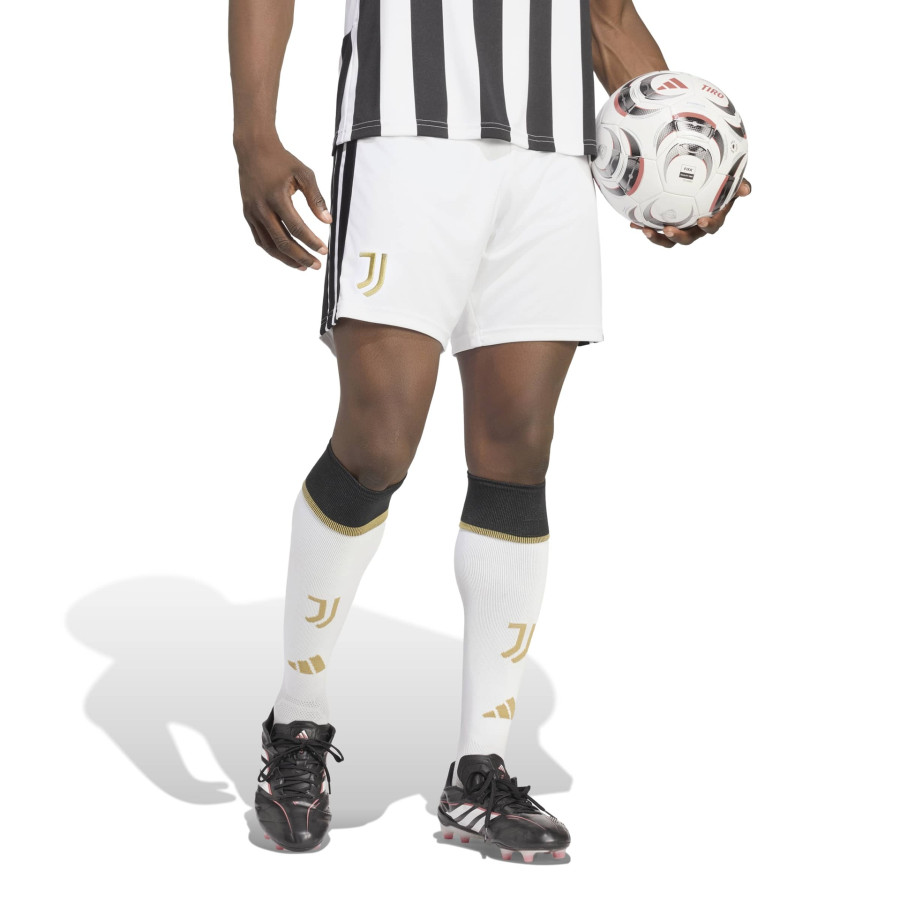 Short Juventus domicile 2026/27