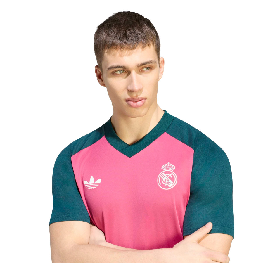 Maillot avant match Real Madrid rose vert