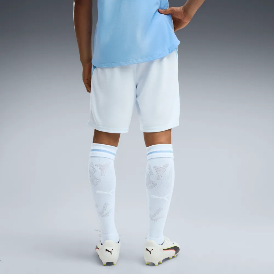 Short Manchester City domicile 2026/27