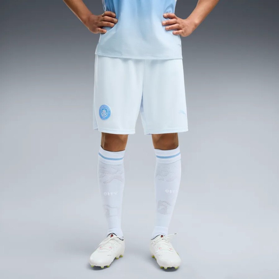 Short Manchester City domicile 2026/27