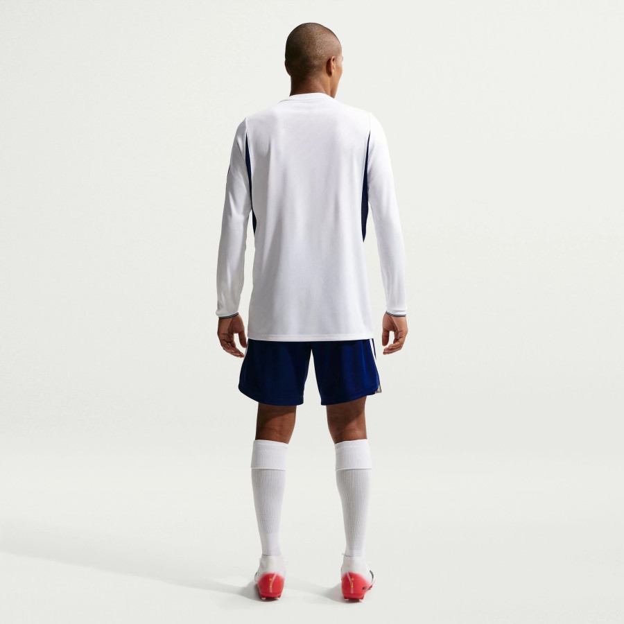 Short Tottenham domicile 2026/27