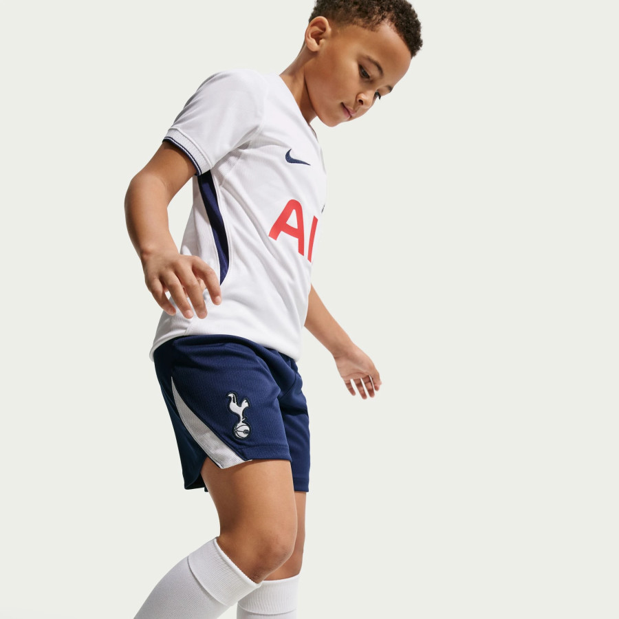 Short junior Tottenham domicile 2026/27