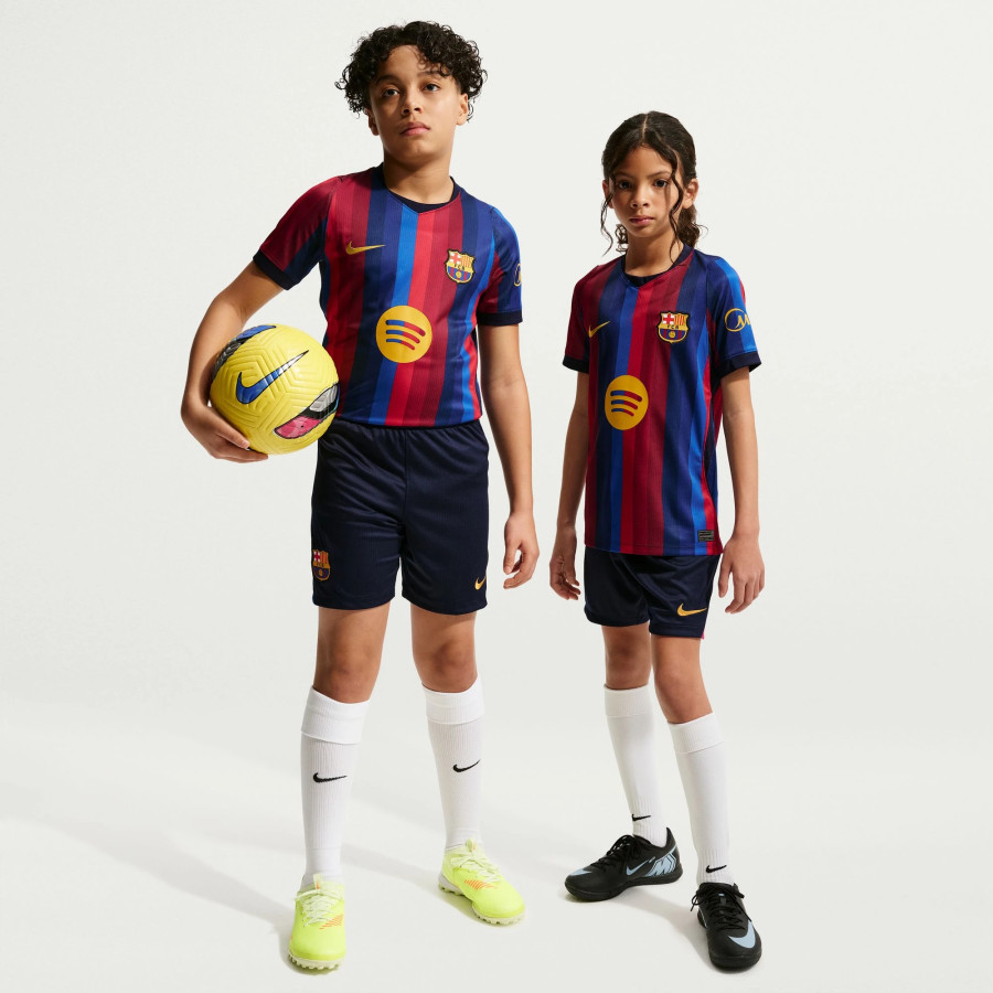 Short junior FC Barcelone domicile 2026/27