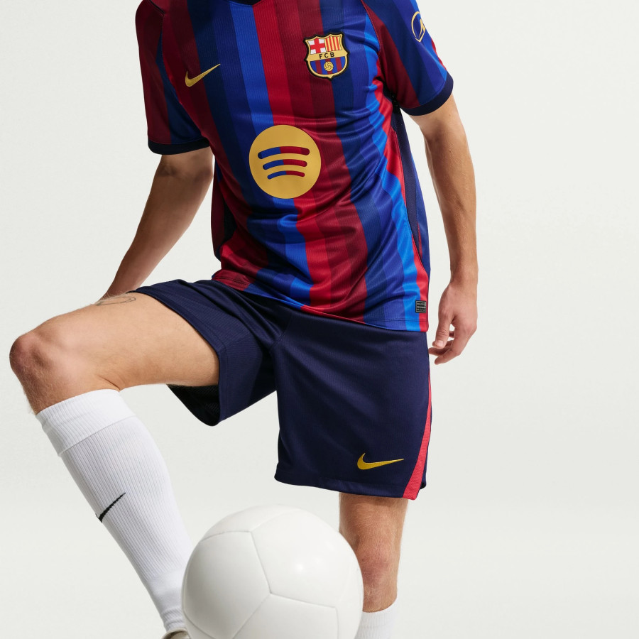 Short FC Barcelone domicile 2026/27