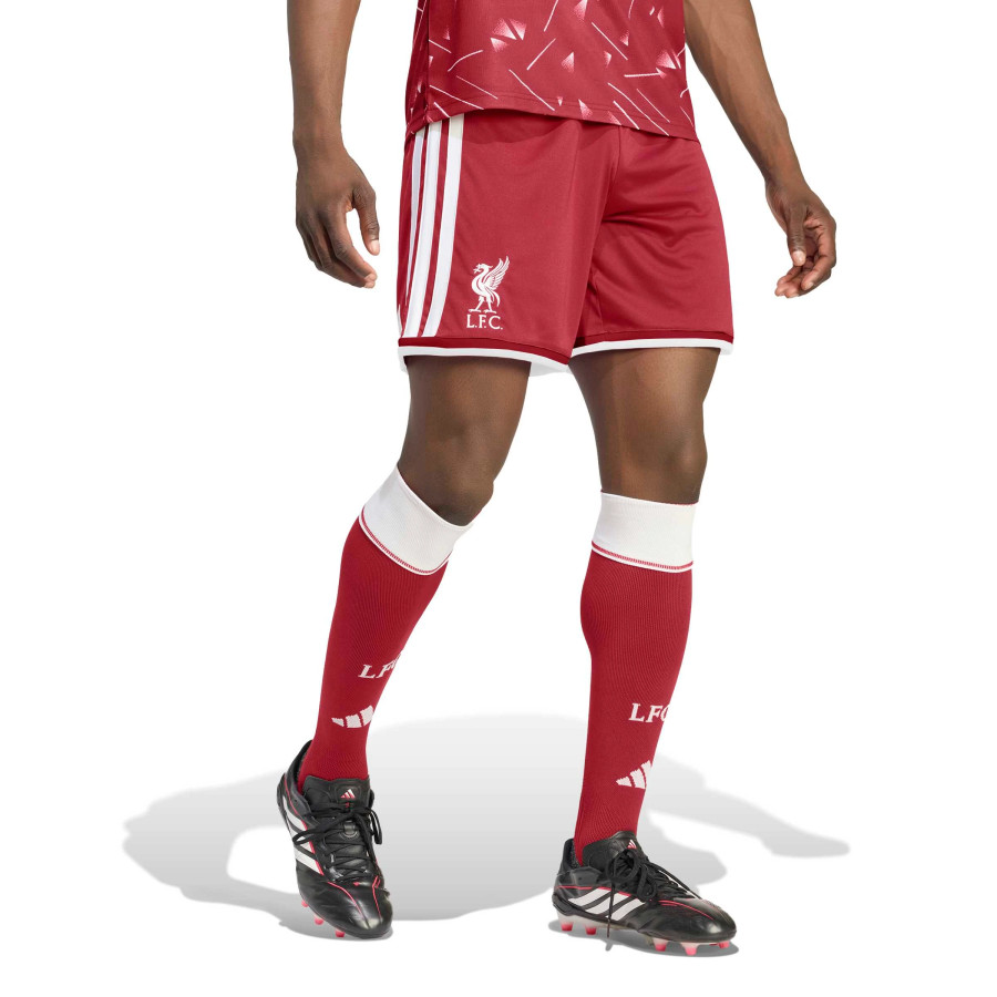 Short Liverpool domicile 2026/27
