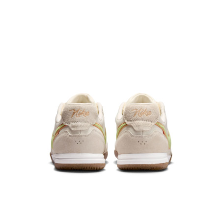 Nike Tiempo StreetGato Indoor beige