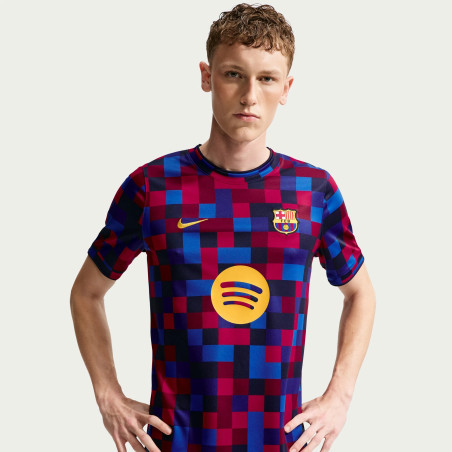 Maillot avant match FC Barcelone bleu rouge