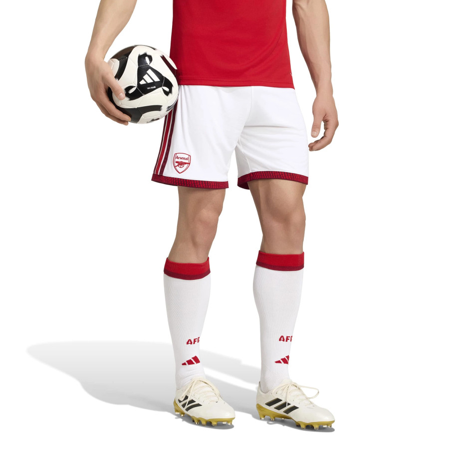 Short Arsenal domicile 2026/27