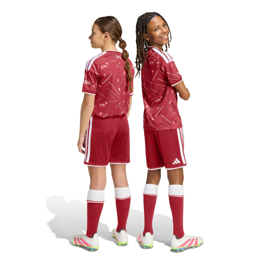 Short junior Liverpool domicile 2026/27
