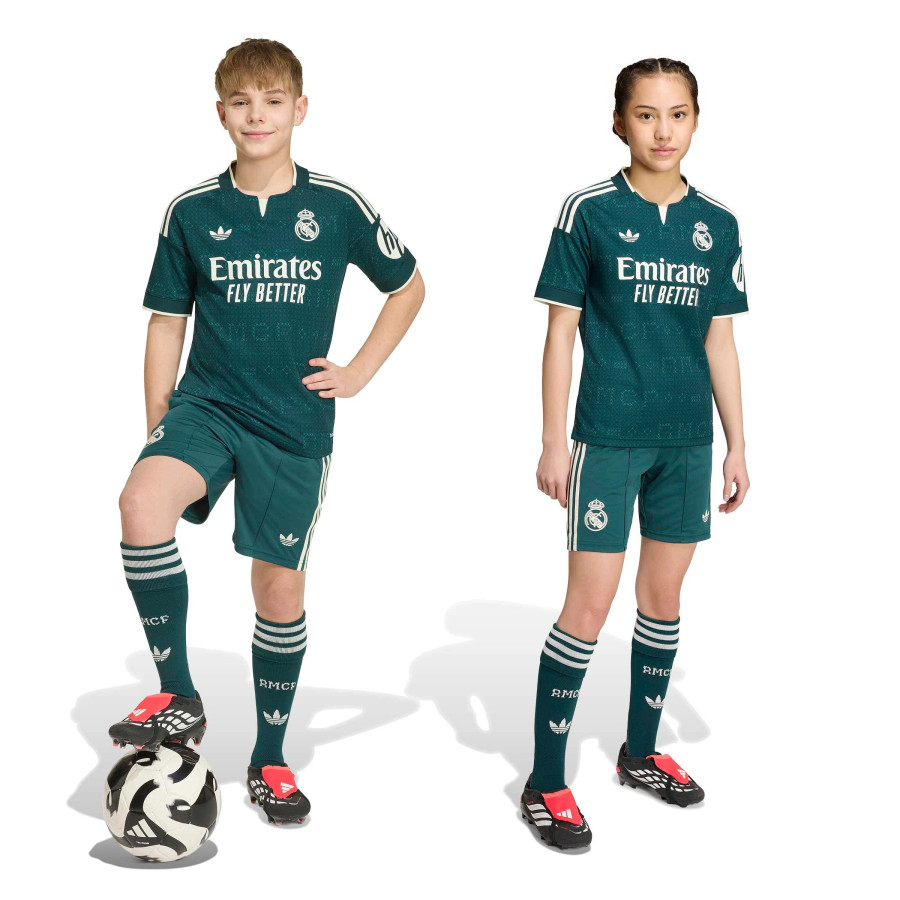 Tenue junior Real Madrid extérieur 2026/27