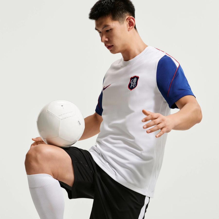 Maillot entraînement Chelsea Strike blanc bleu