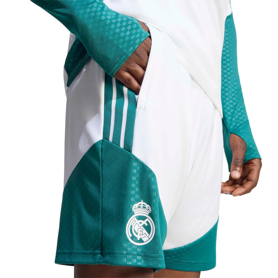 Short entraînement Real Madrid blanc vert