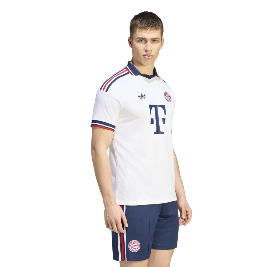 Maillot Bayern Munich extérieur 2026/27