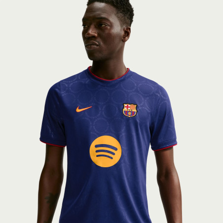Maillot avant match FC Barcelone bleu rouge