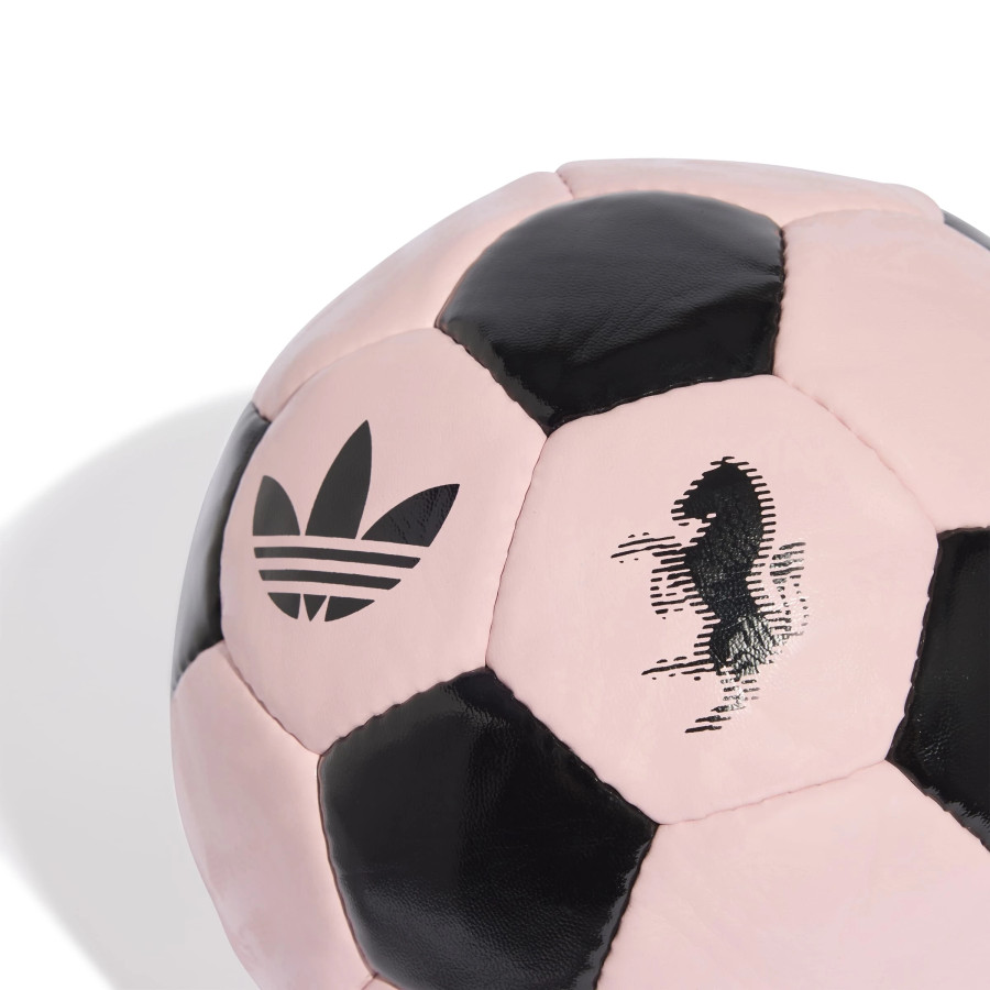 Ballon Juventus noir
