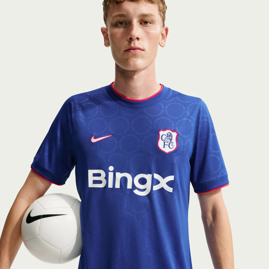 Maillot avant match Chelsea bleu rouge