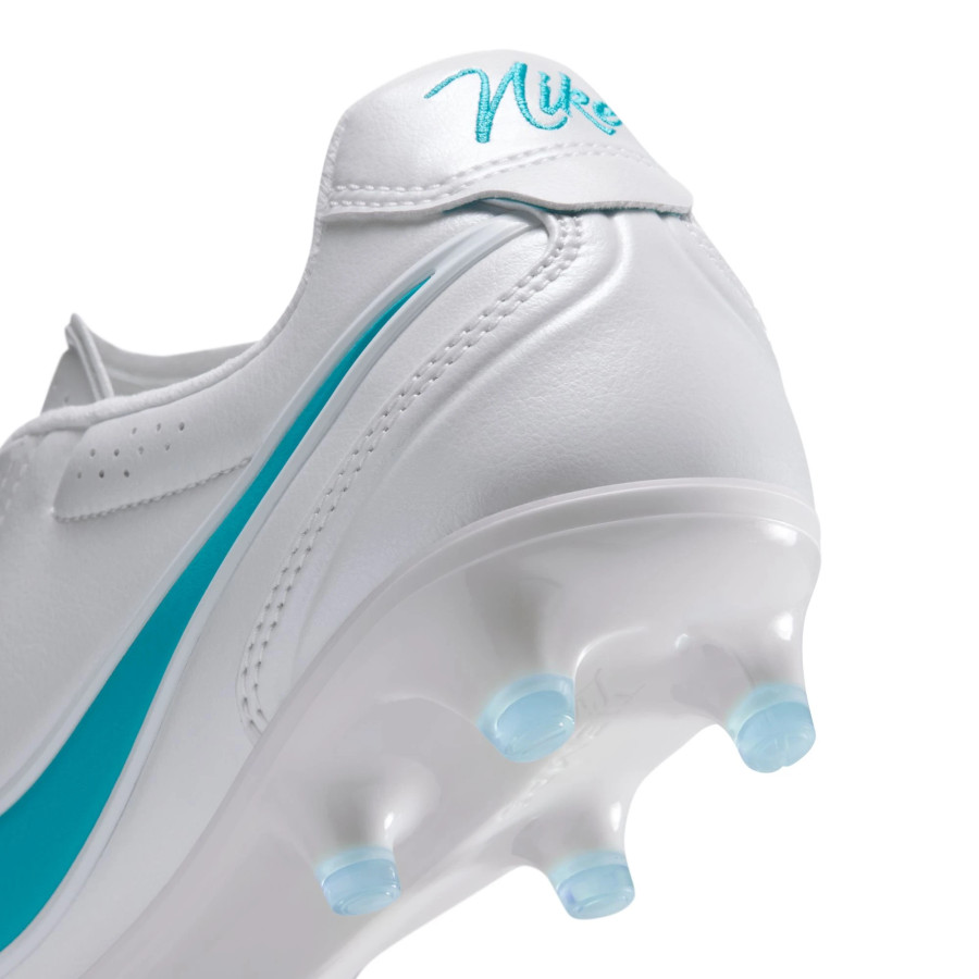 Nike Tiempo Ligera Pro FG blanc bleu