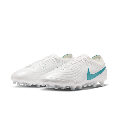 Nike Tiempo Maestro Elite AG-Pro blanc bleu