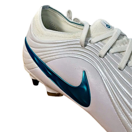 Nike Tiempo Maestro Elite SG-Pro blanc bleu