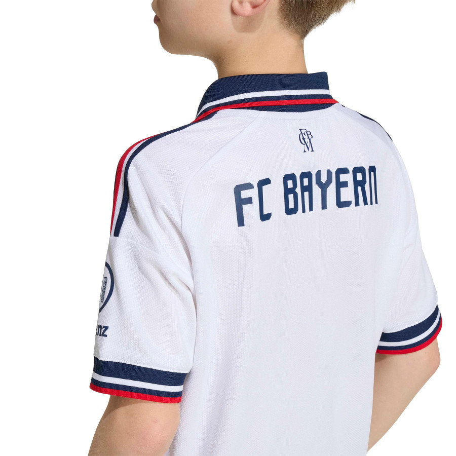 Maillot junior Bayern Munich extérieur 2026/27