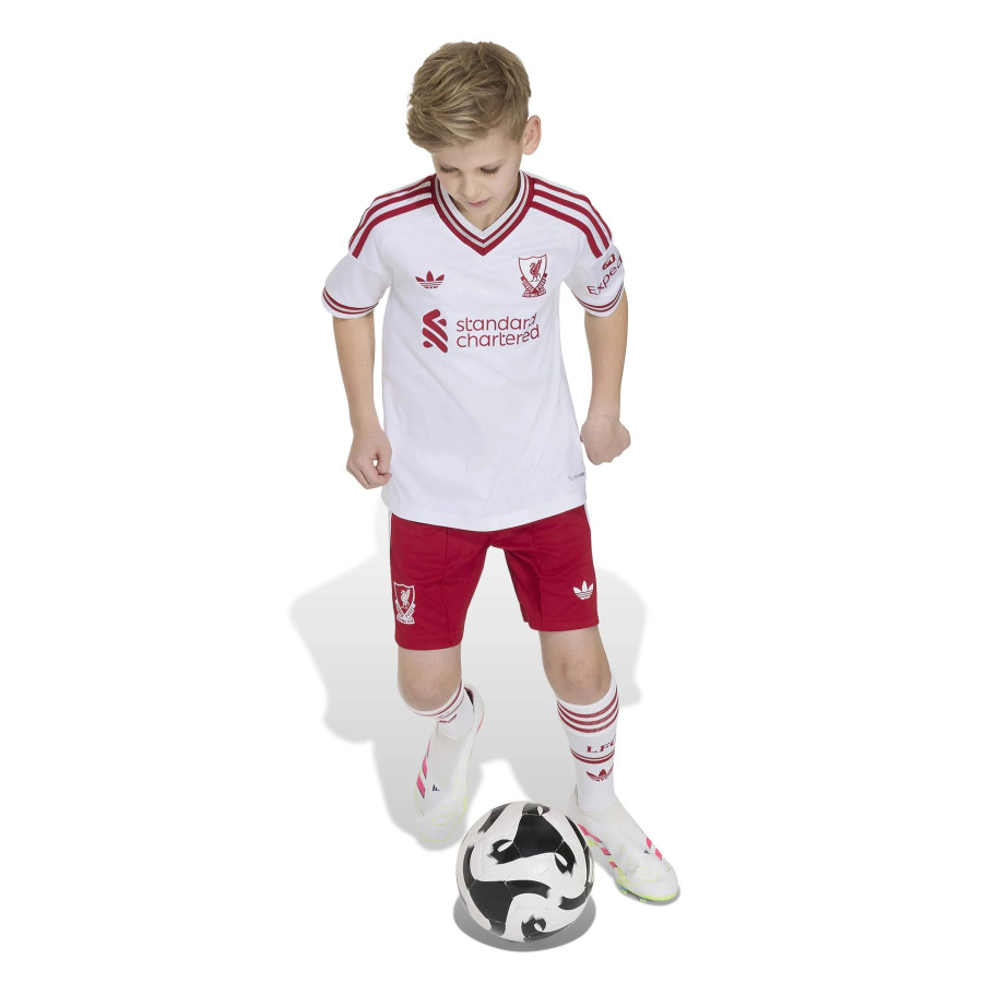 Short junior Liverpool extérieur 2026/27