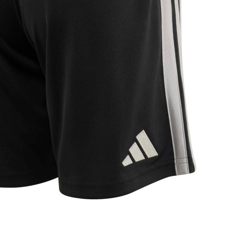 Short junior Liverpool third 2026/27