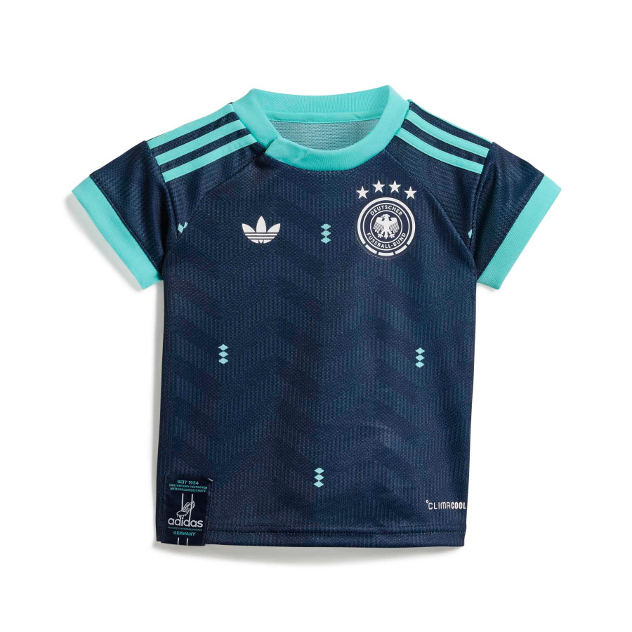 Tenue bébé Allemagne extérieur 2026