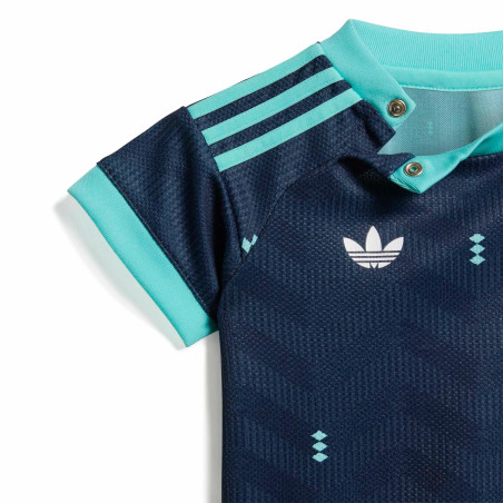 Tenue bébé Allemagne extérieur 2026