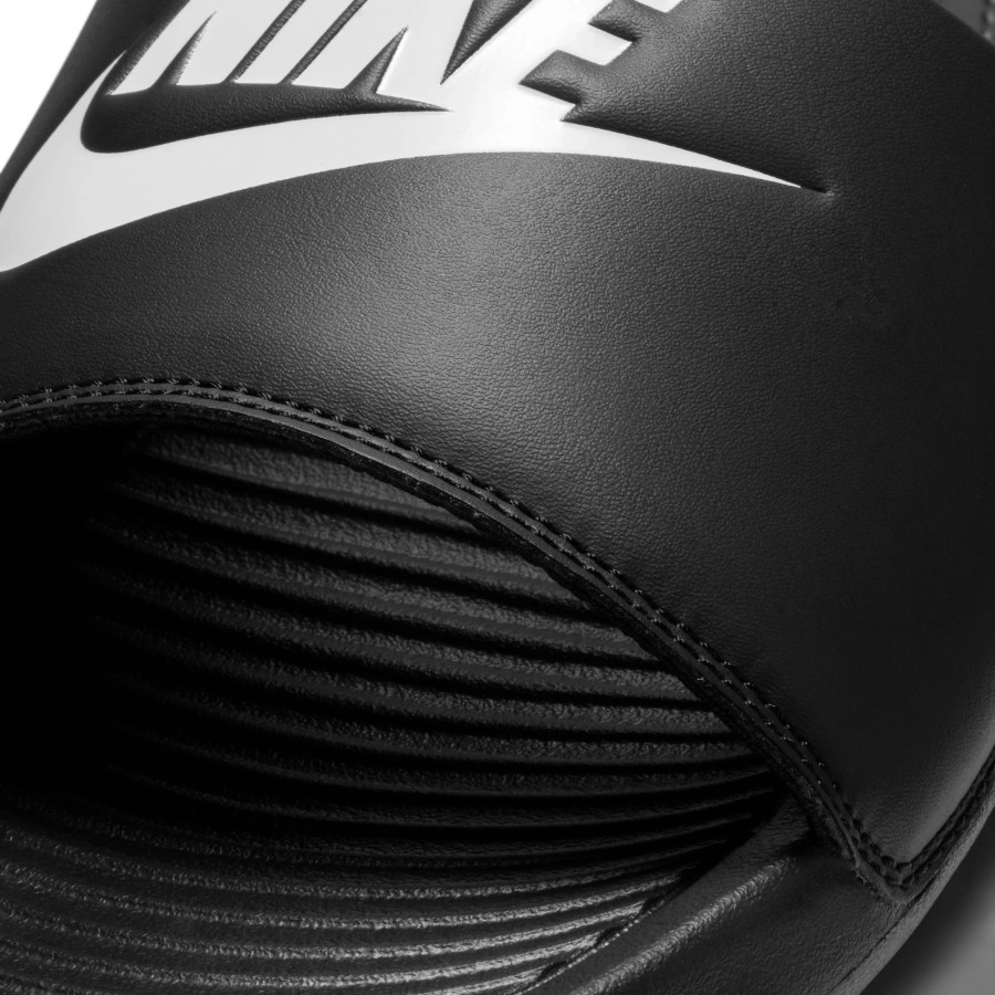 Claquette Nike Victori One Slide noir