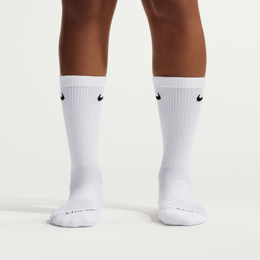 Lot 6 paires chaussettes Nike Everyday Elevated blanc