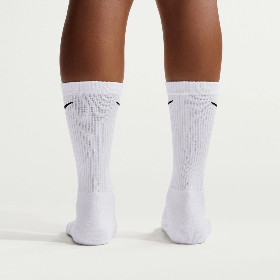 Lot 6 paires chaussettes Nike Everyday Elevated blanc