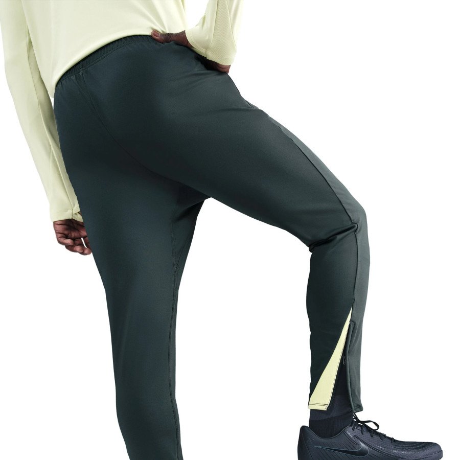 Pantalon survêtement Nike Strike vert