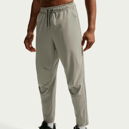Pantalon survêtement Nike Unlimited vert