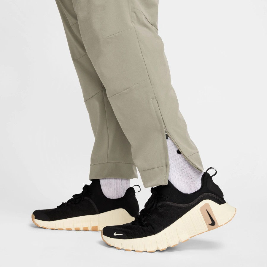 Pantalon survêtement Nike Unlimited vert