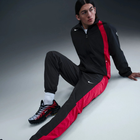 Pantalon survêtement Nike Woven Total 90 noir