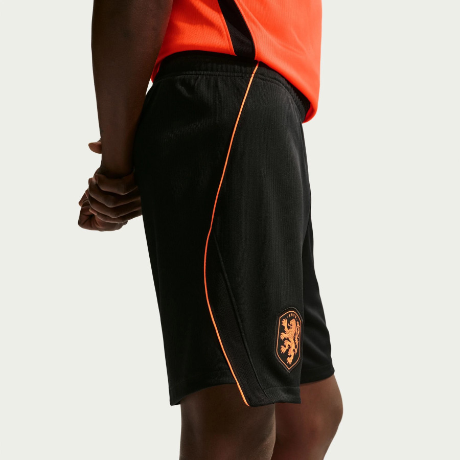 Short Pays-Bas domicile 2026