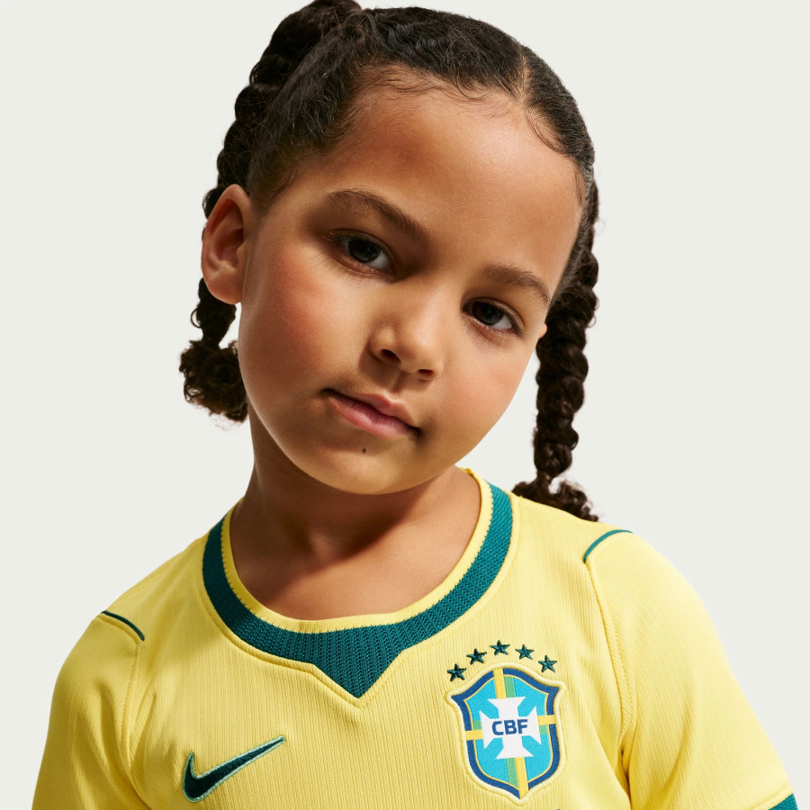 Tenue junior Brésil domicile 2026