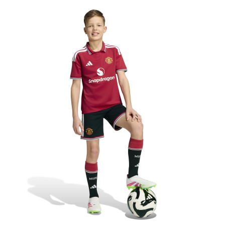 Short junior Manchester United domicile 2026/27