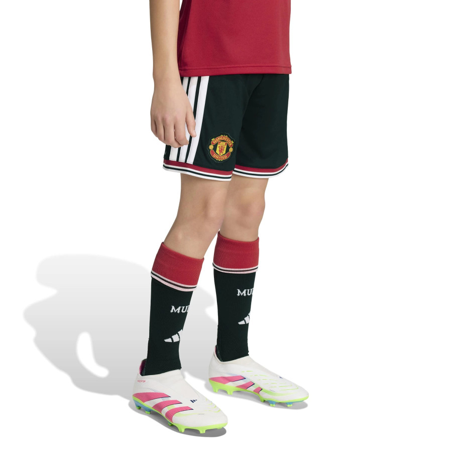 Short junior Manchester United domicile 2026/27