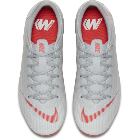 Grade-School Kids' Nike Jr. Vapor 12 Academy (MG) Multi-Ground Football Boot