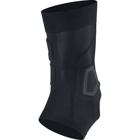 Chevillère Nike Hyperstrong Strike noire