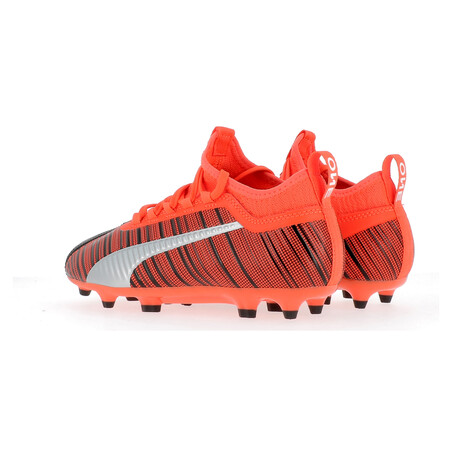 Puma One 5.3 junior FG/AG noir orange