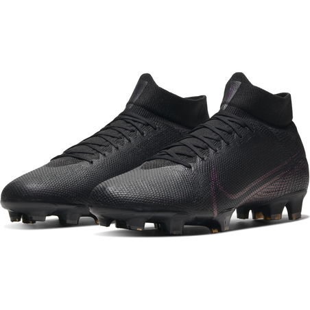 Mercurial Superfly VII Pro FG noir.