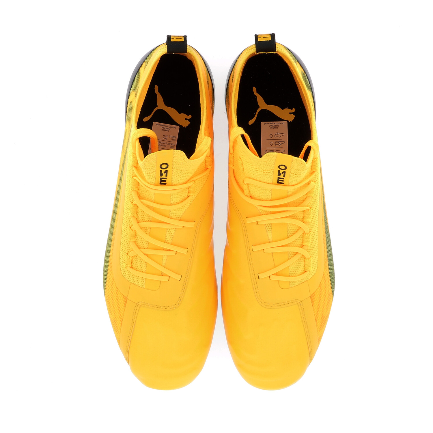 puma grise et jaune