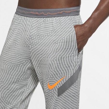 Pantalon survêtement Nike Strike gris