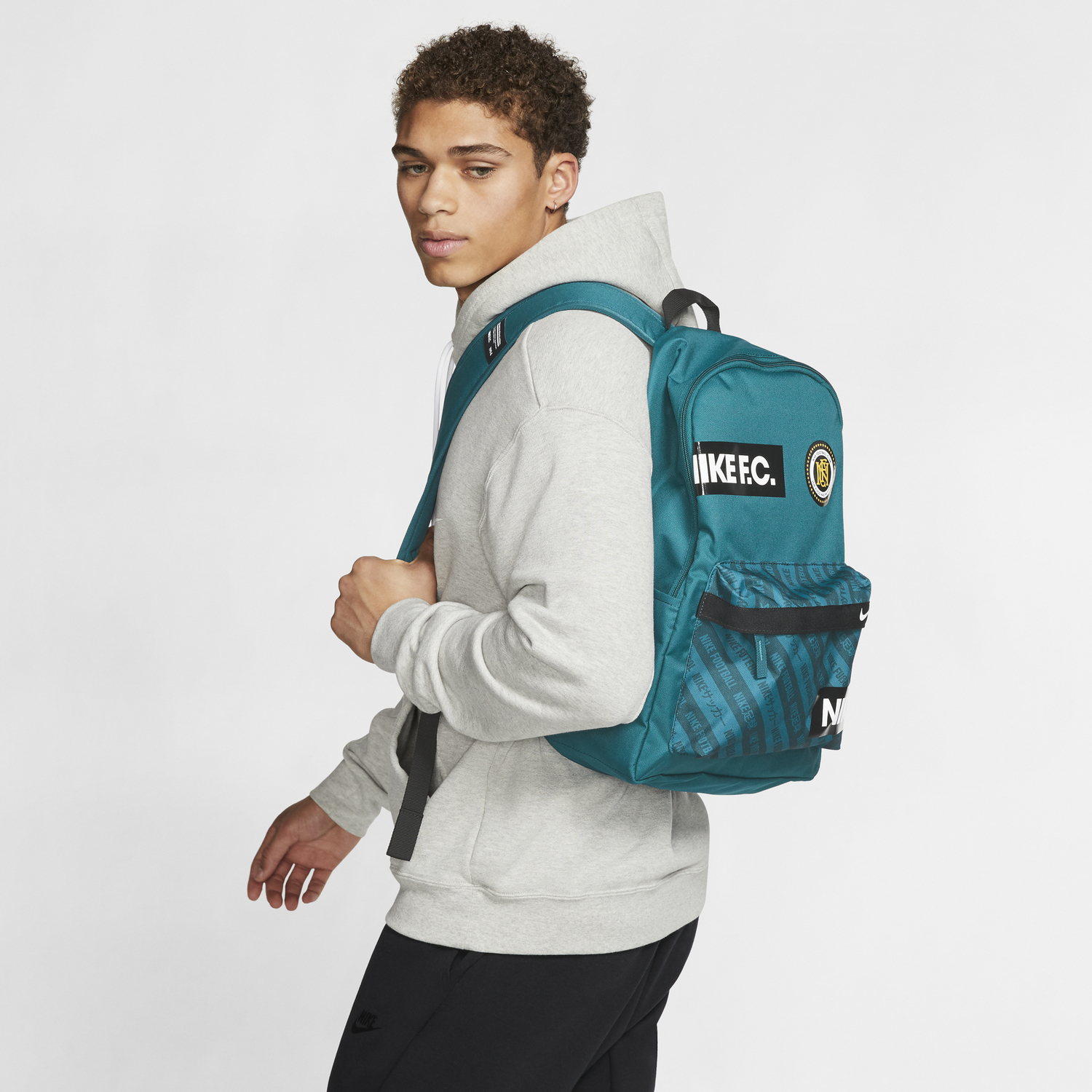 sac a dos nike homme verte