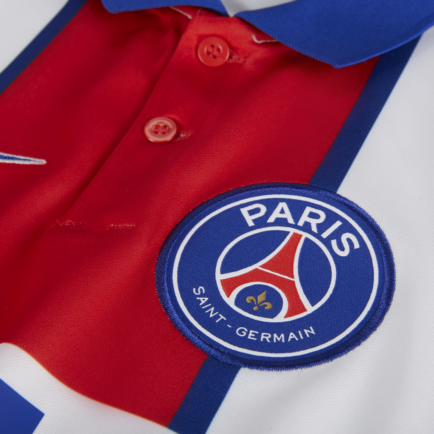 Maillot PSG extérieur 2020/21 sur Foot.fr Maillot PSG extérieur 2020/21 sur Foot.fr