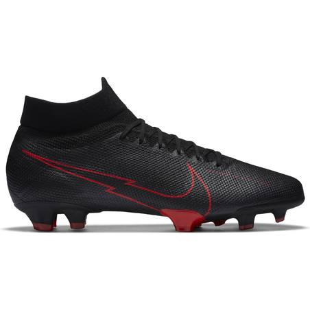 crampons nike mercurial noir et jaune