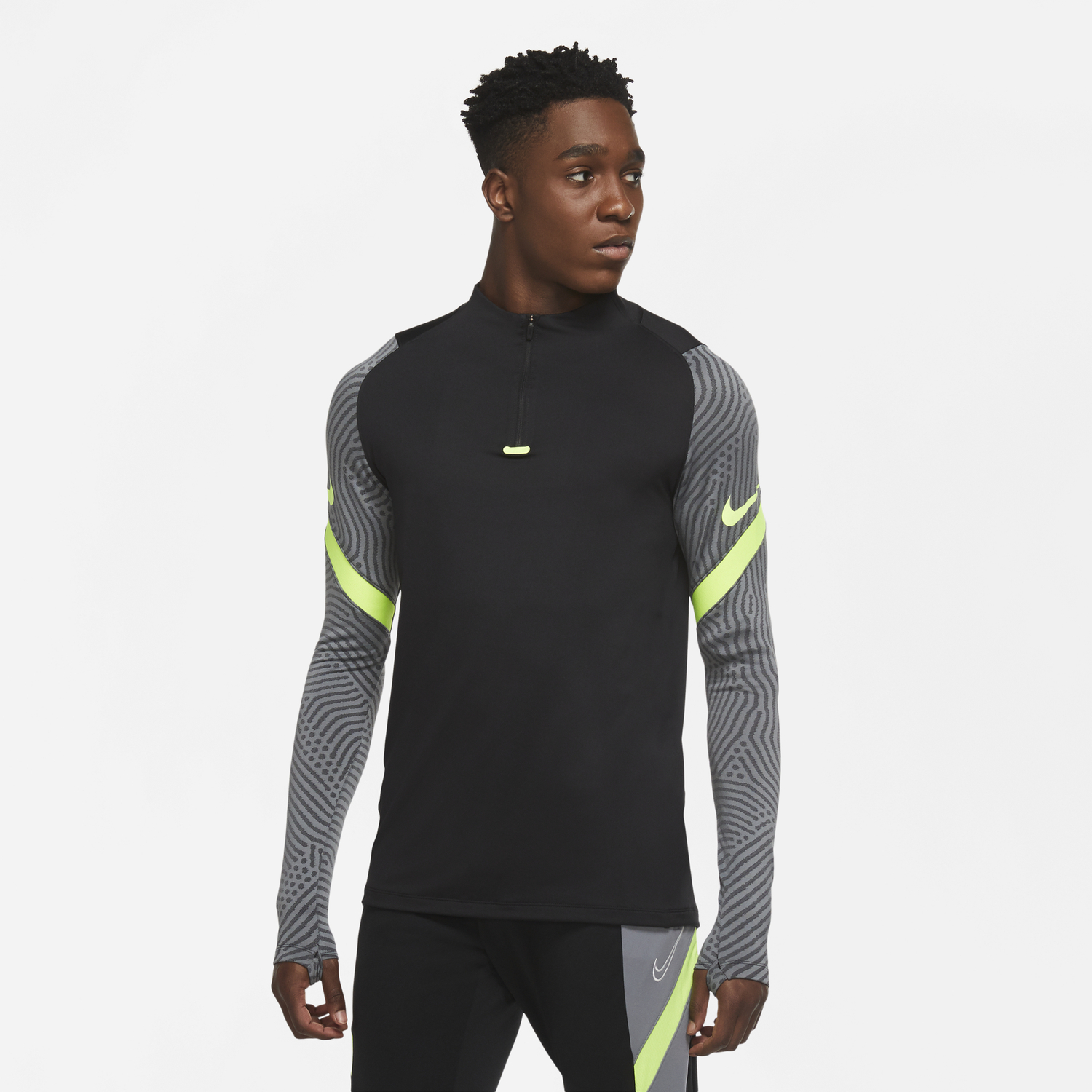 Sweat zippé Nike Strike noir jaune sur Foot.fr
